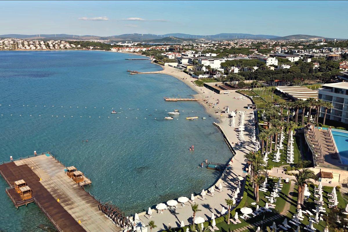 Boyalık'ta havuzlu villa